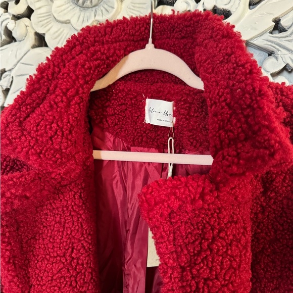 Cranberry red teddy coat - Picture 6 of 6